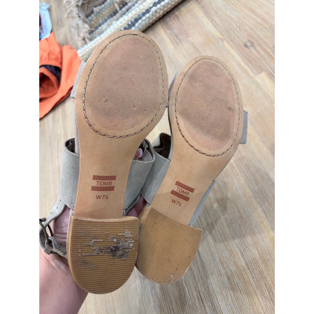 Toms Sandals Taupe Color size 7.5 - Picture 5 of 6
